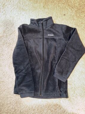 Columbia Black Fleece Jacket with Blue Accent